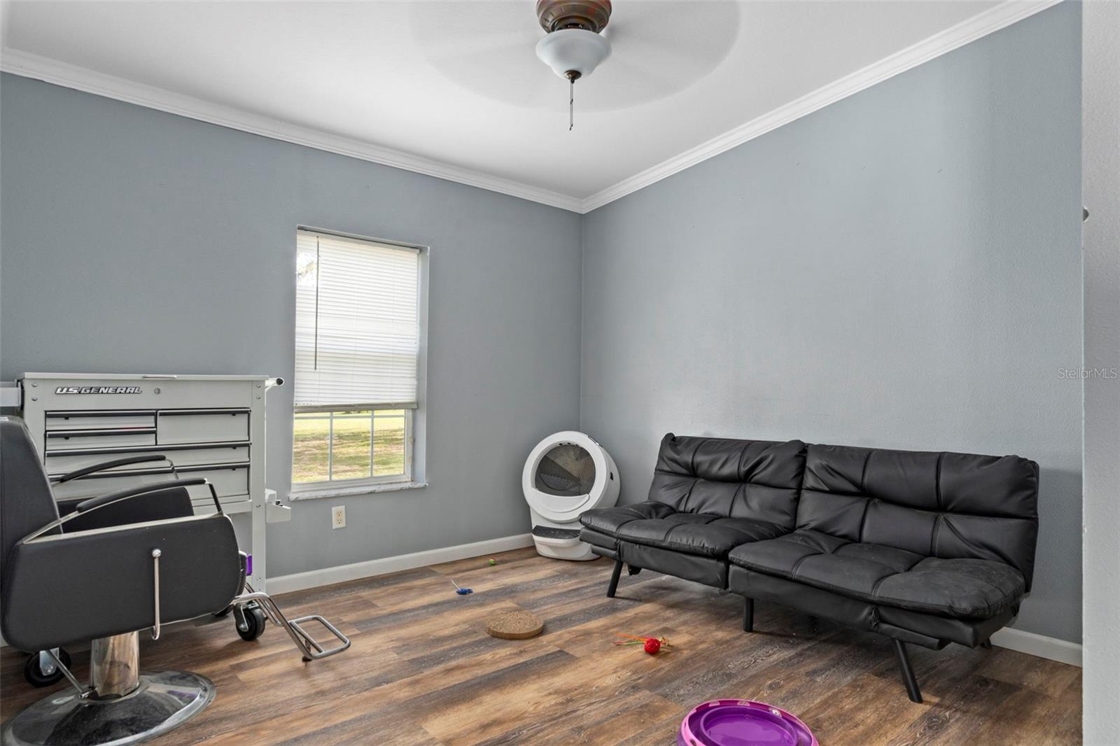 Image 31 of 59 For 5174 Oldfield Avenue