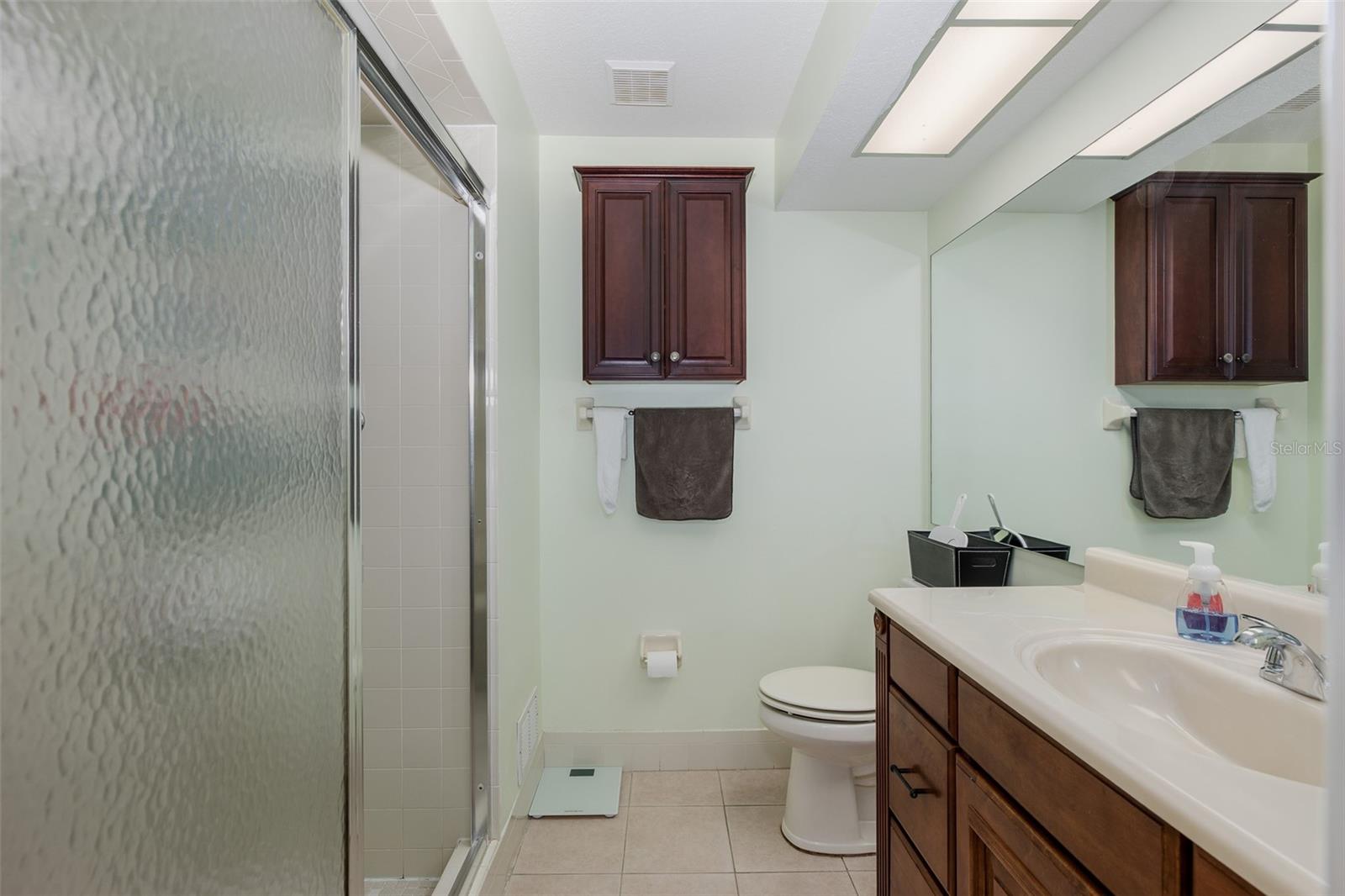 Image 17 of 31 For 7834 Radcliffe Circle