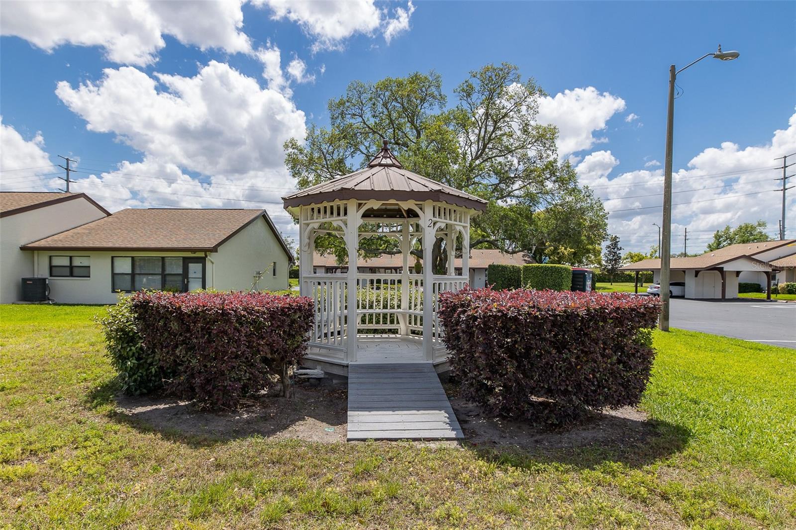 Image 28 of 31 For 7834 Radcliffe Circle