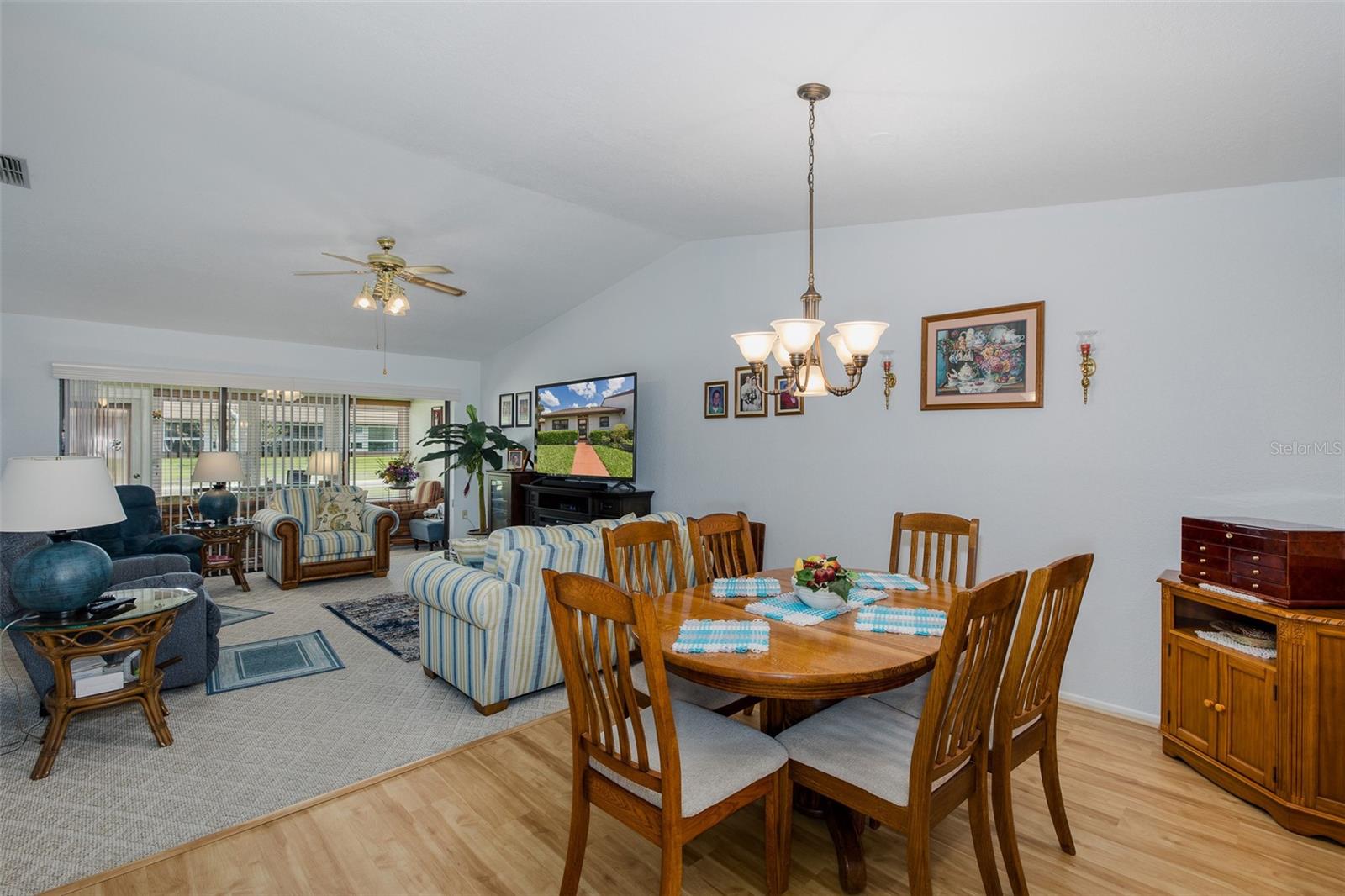 Image 4 of 31 For 7834 Radcliffe Circle