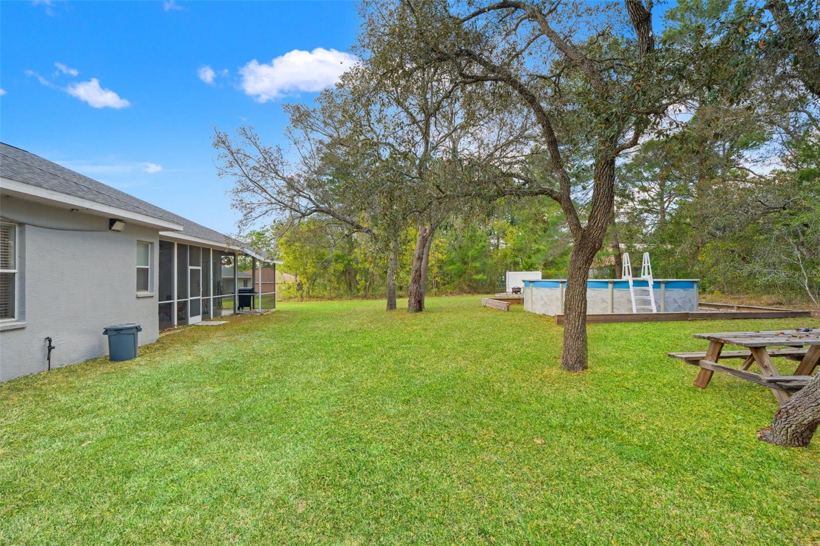 Image 31 of 39 For 11128 Lomita Wren Road