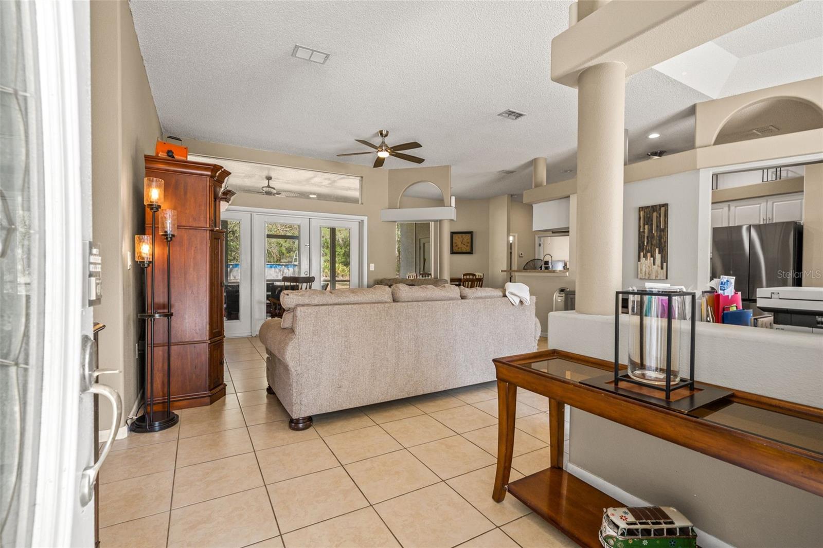 Image 7 of 39 For 11128 Lomita Wren Road