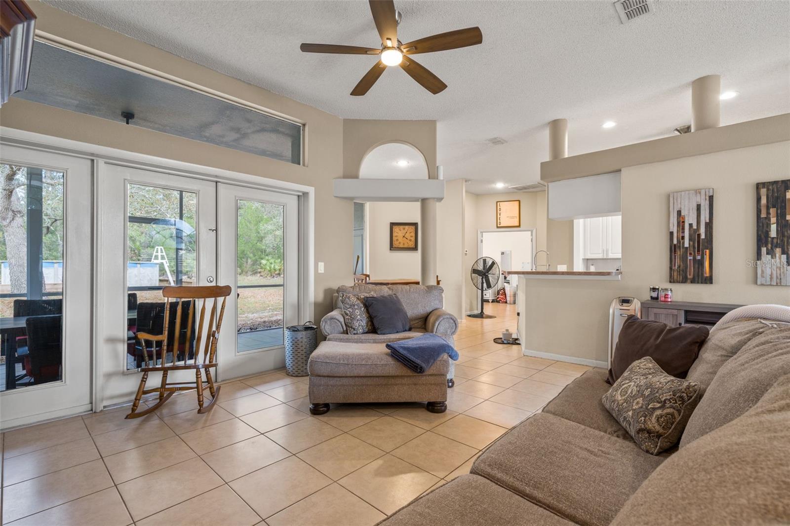 Image 8 of 39 For 11128 Lomita Wren Road