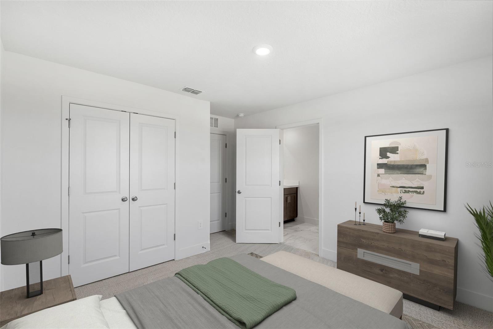 Image 30 of 35 For 810 Emerald Grove Drive