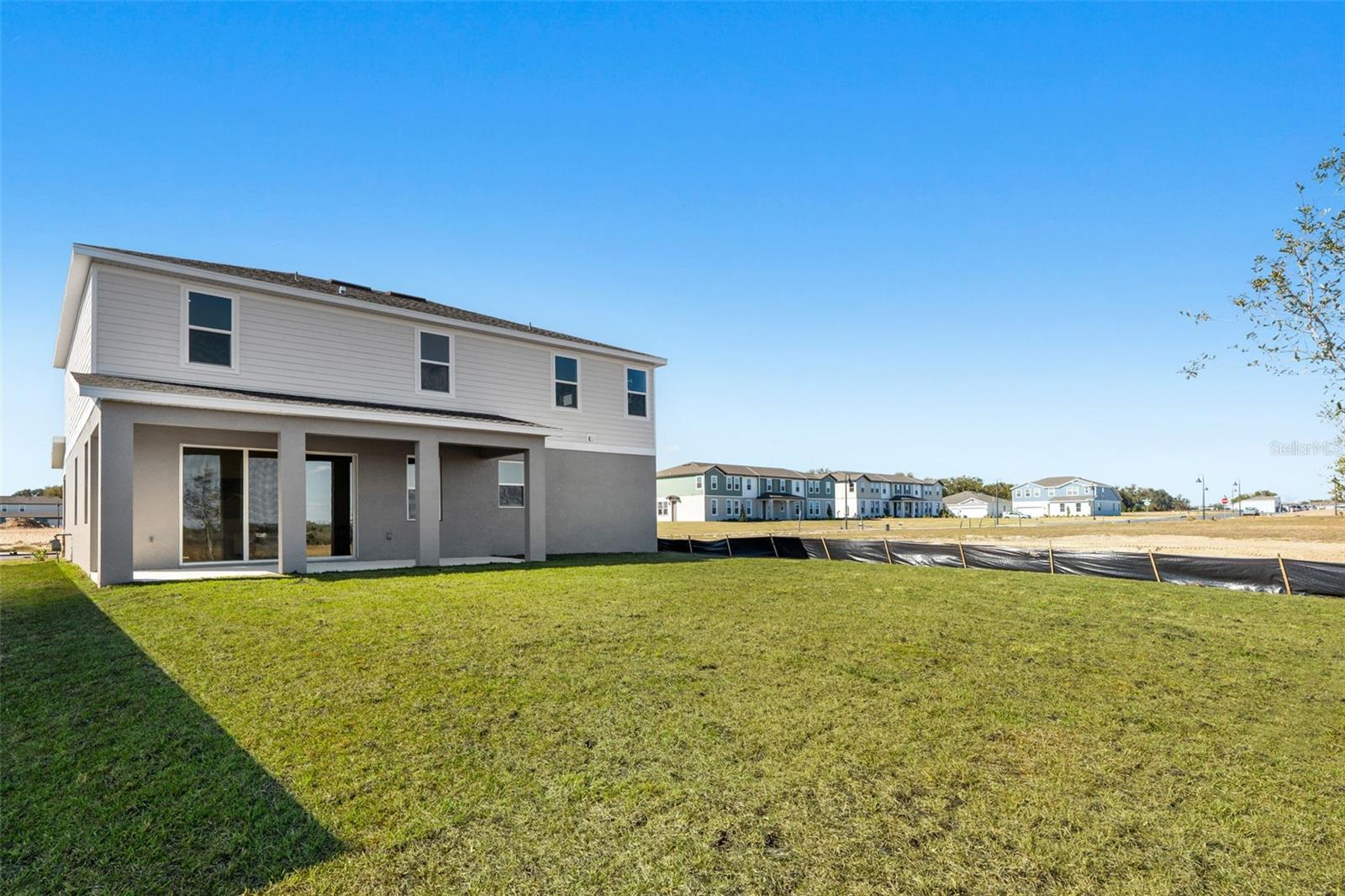 Image 35 of 35 For 810 Emerald Grove Drive