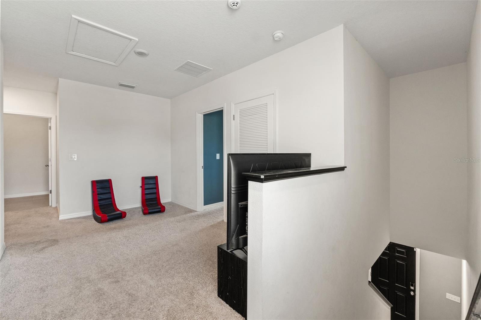 Image 19 of 36 For 6561 Seaway Drive