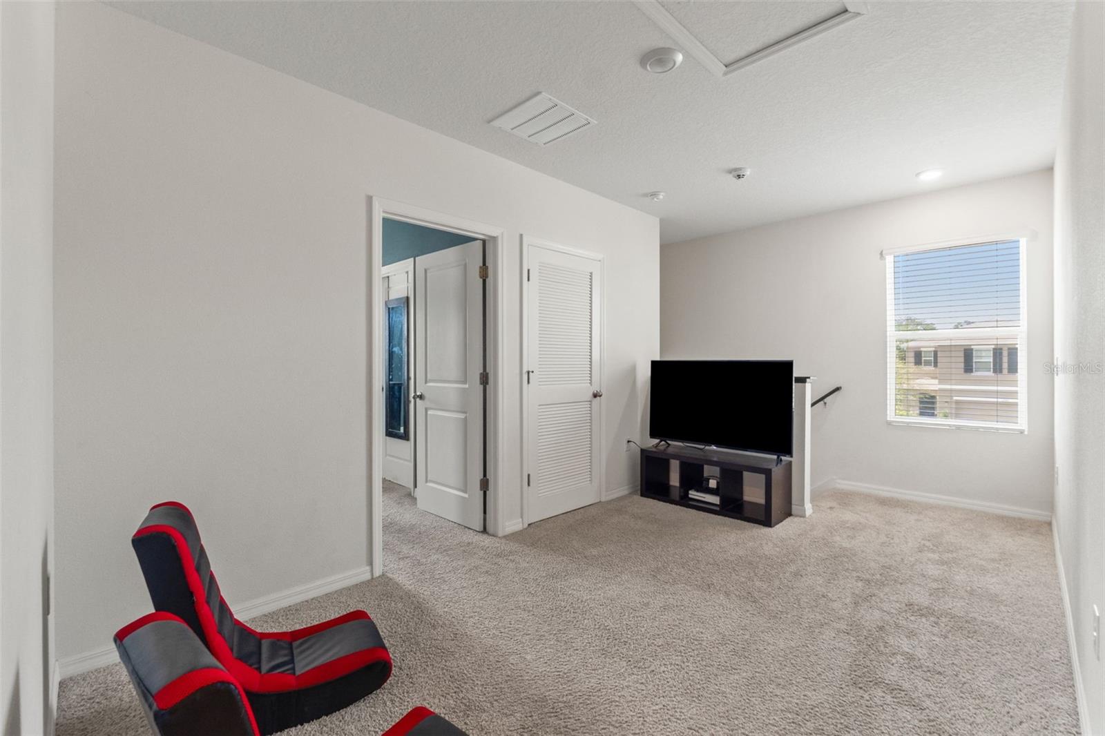 Image 20 of 36 For 6561 Seaway Drive