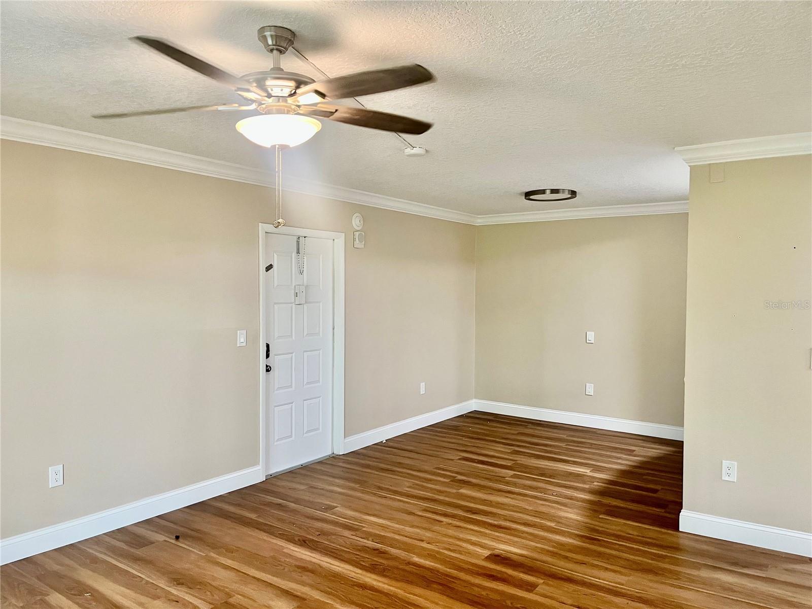 Image 17 of 46 For 1423 Pine Glen Lane H2