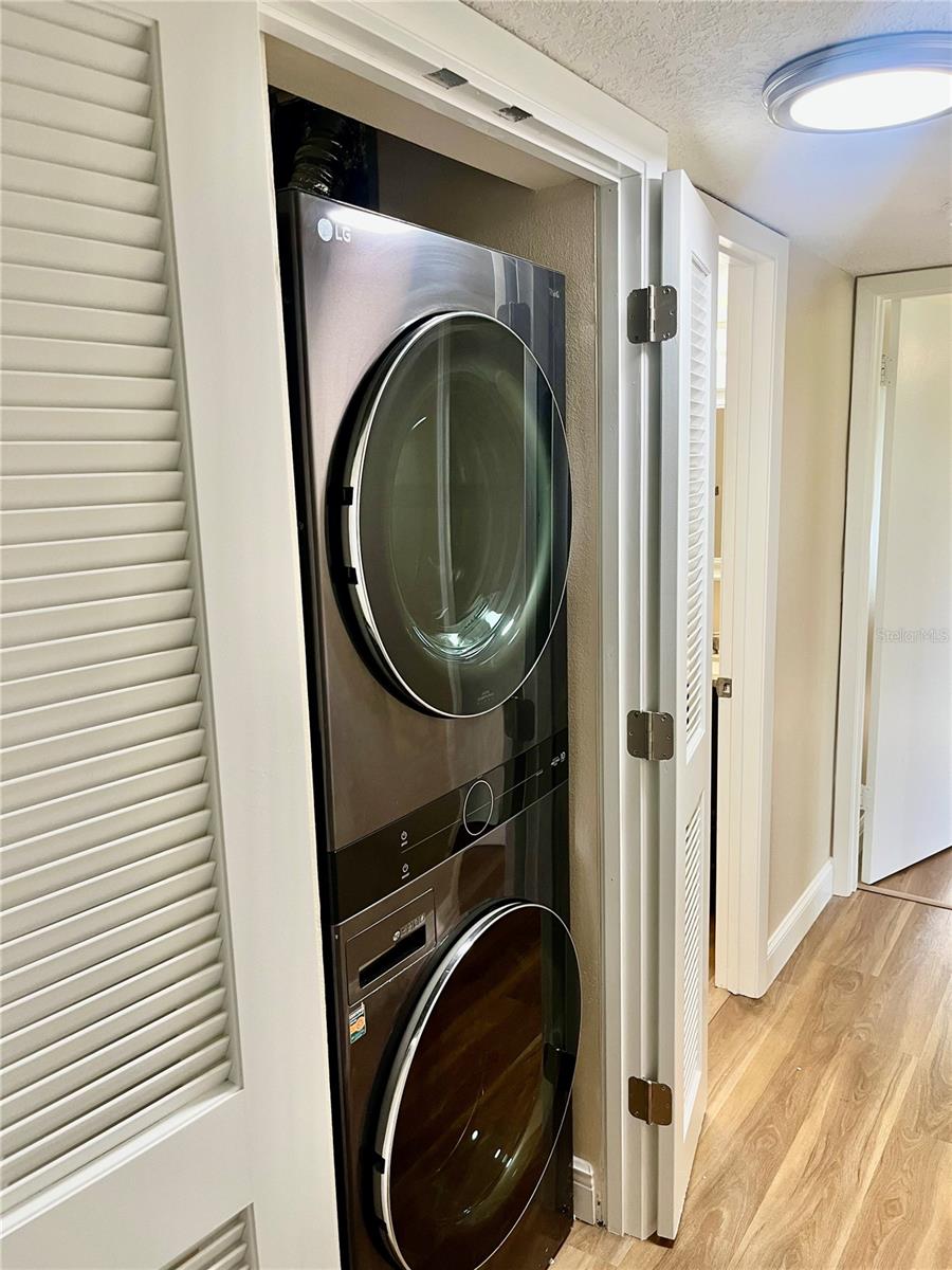 Image 34 of 46 For 1423 Pine Glen Lane H2