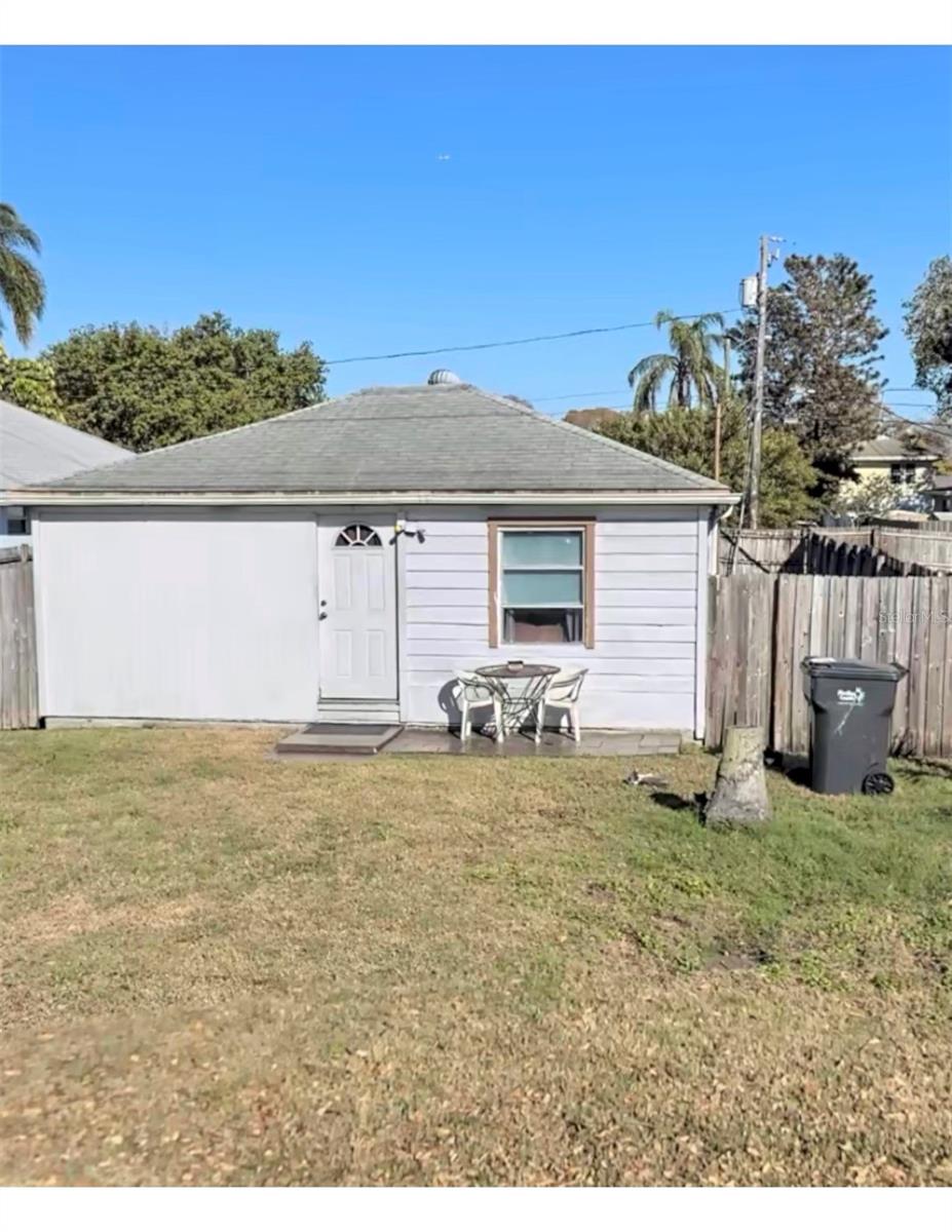 Listing Details for 4115 28th Street N, ST PETERSBURG, FL 33714