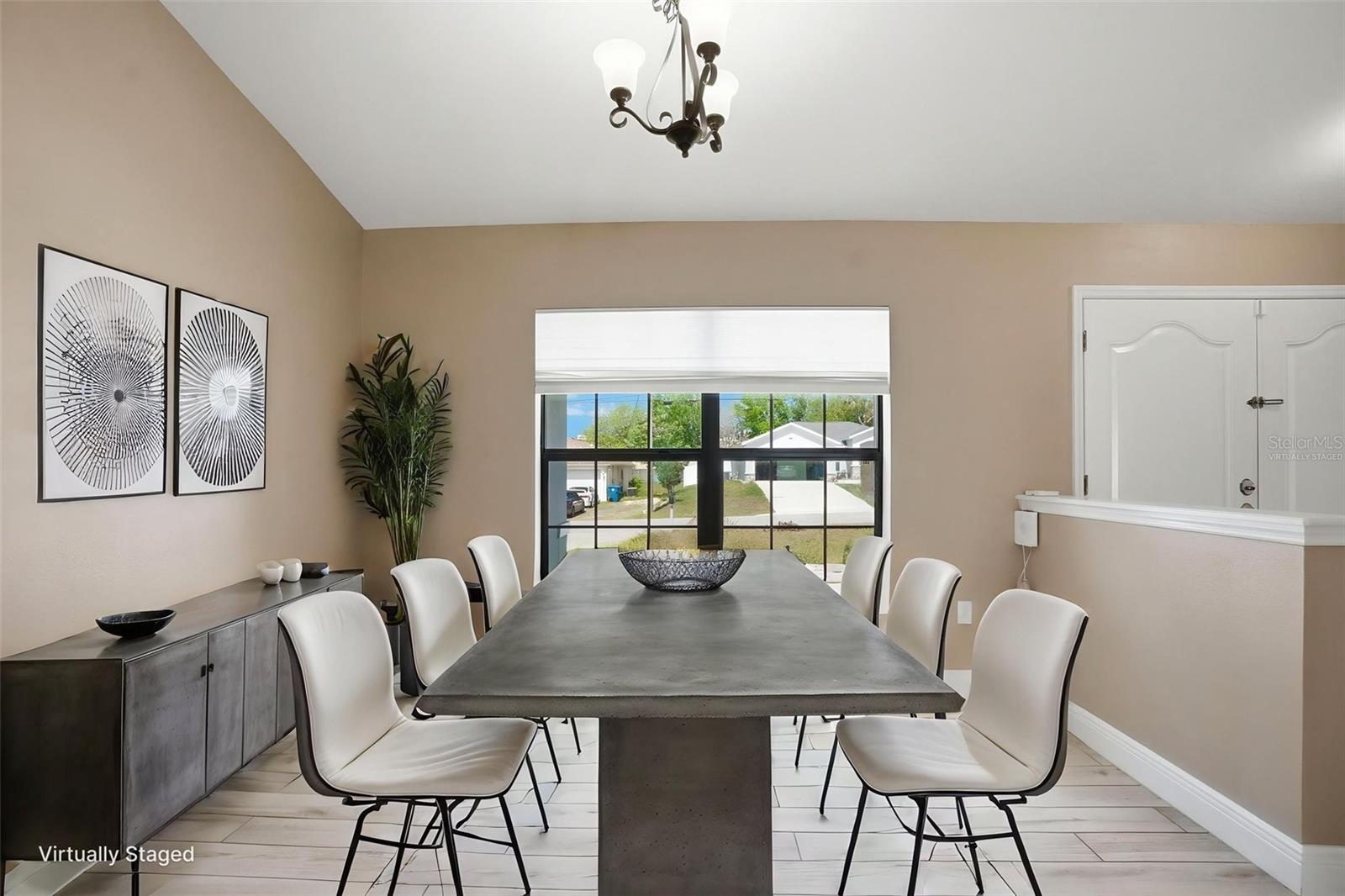 Listing photo id 16 for 4128 Everett Avenue