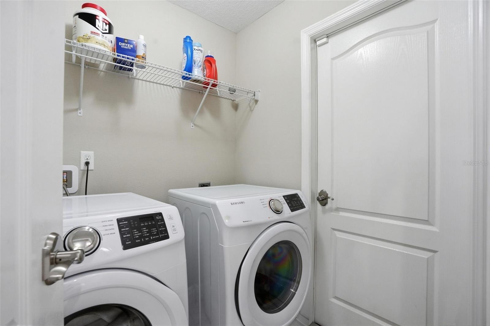 Listing photo id 41 for 4128 Everett Avenue