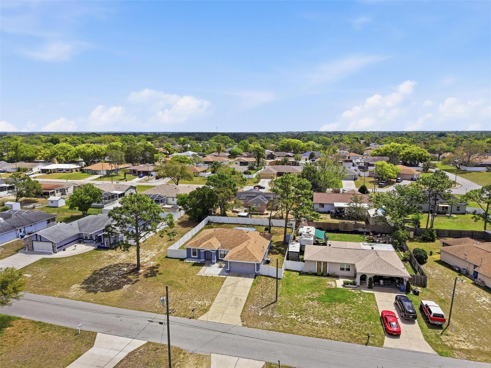 Listing photo id 45 for 4128 Everett Avenue