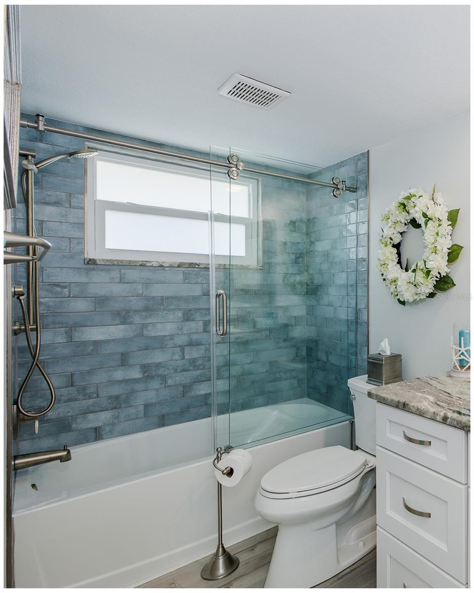 Image 44 of 64 For 8251 Brent Street 941