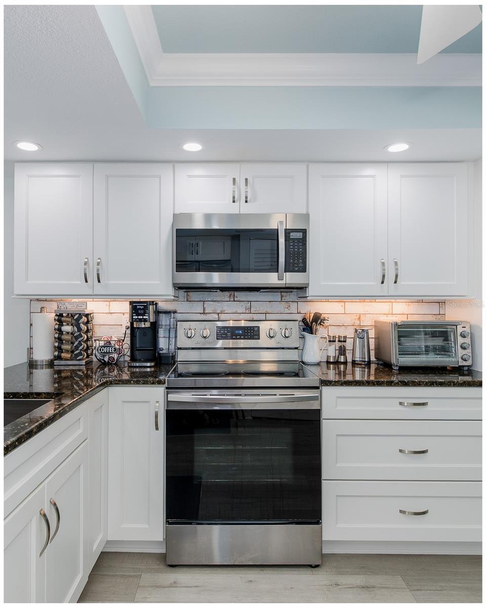 Image 46 of 64 For 8251 Brent Street 941