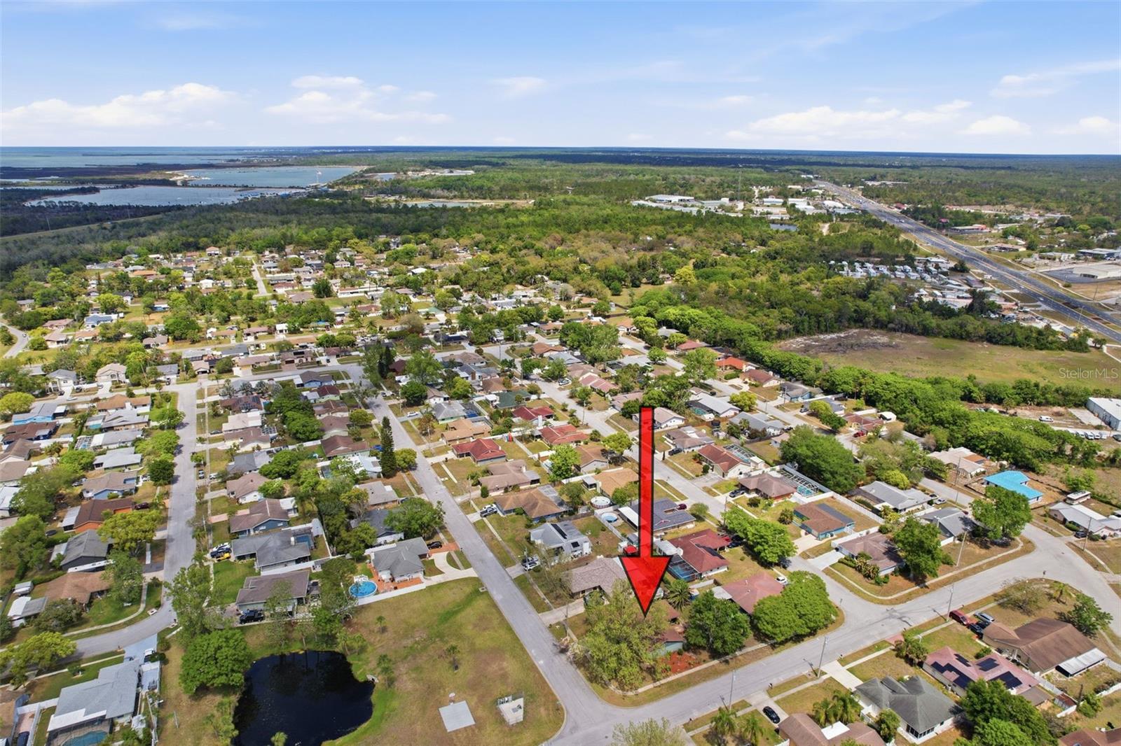 Image 51 of 53 For 16026 Surrey Drive