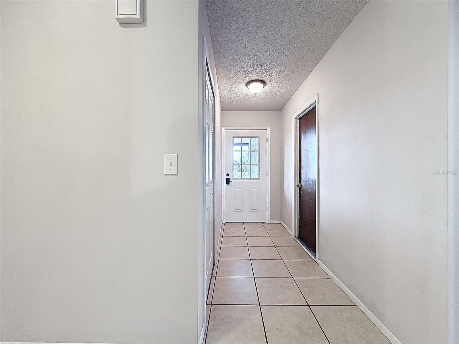 Image 8 of 53 For 16026 Surrey Drive