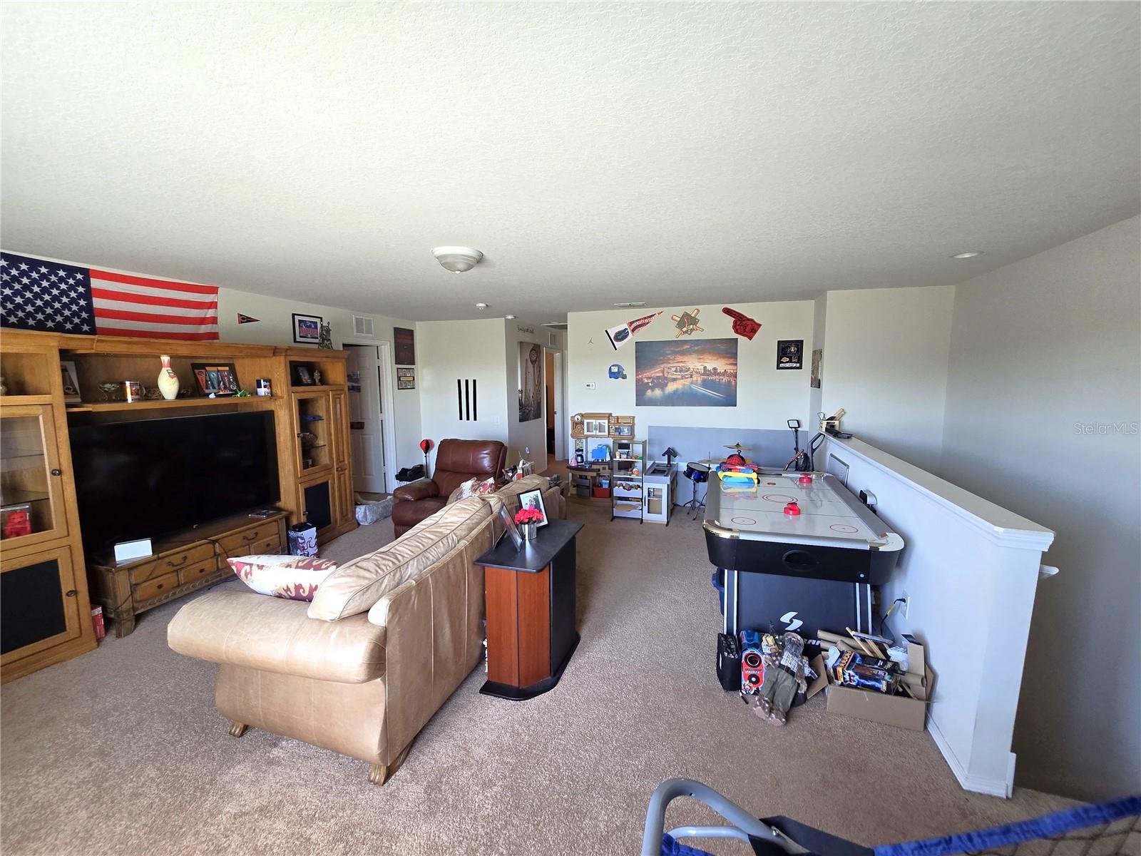 Image 17 of 53 For 848 Petal Mist Lane