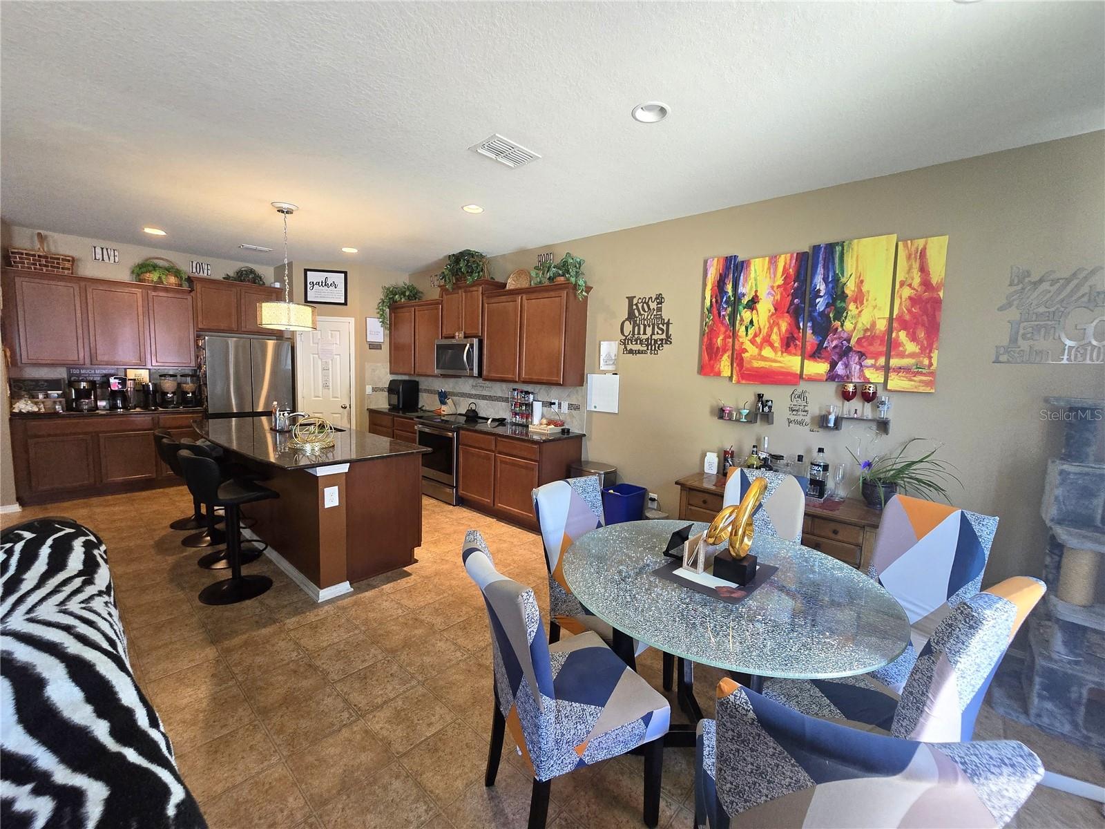 Image 7 of 53 For 848 Petal Mist Lane