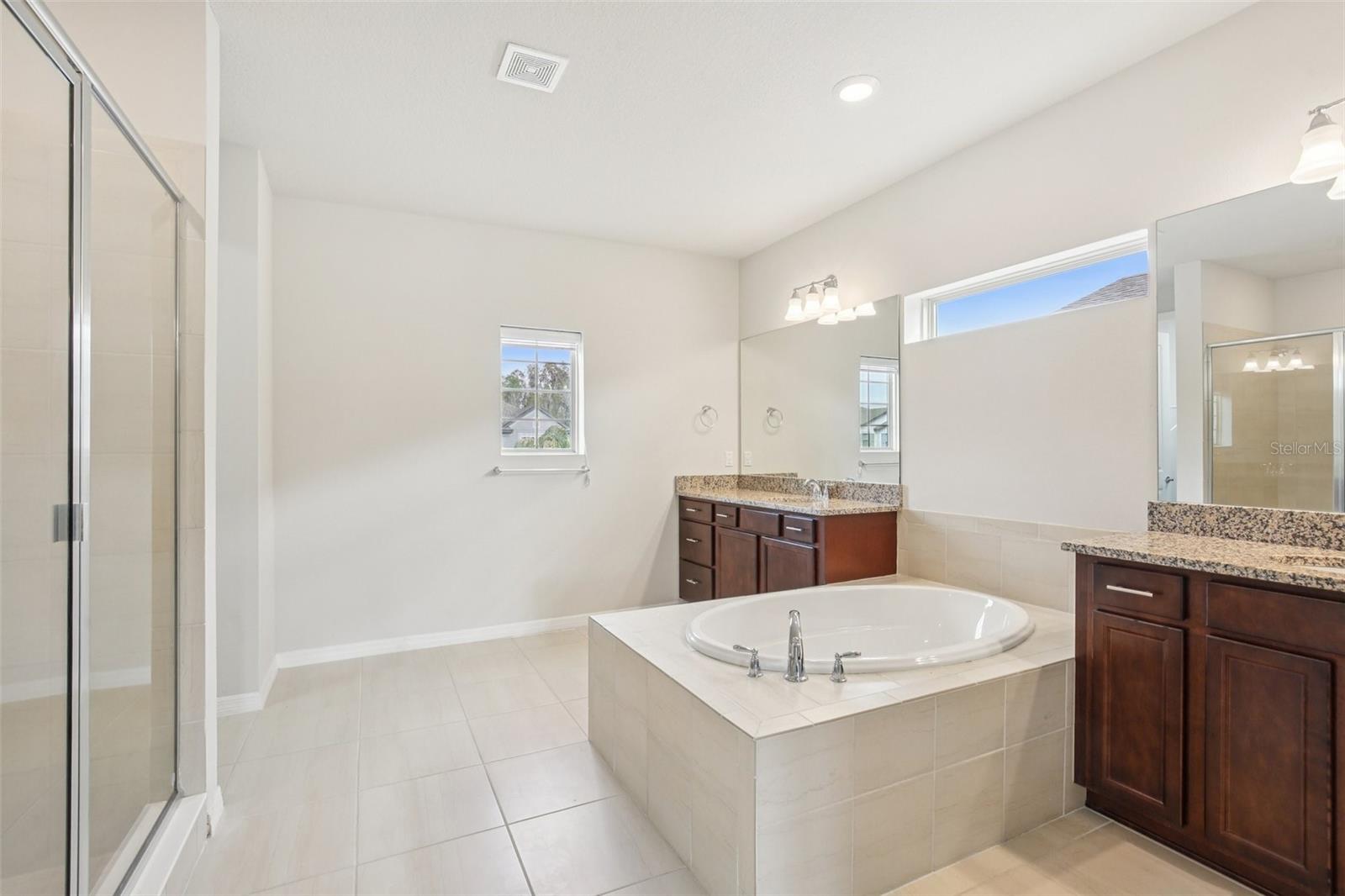 Image 23 of 89 For 11032 Sundrift Drive