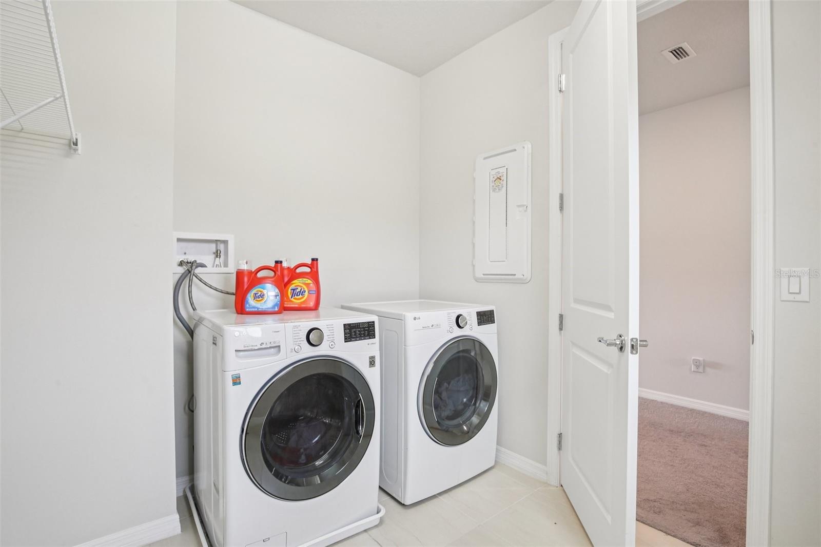 Image 45 of 89 For 11032 Sundrift Drive