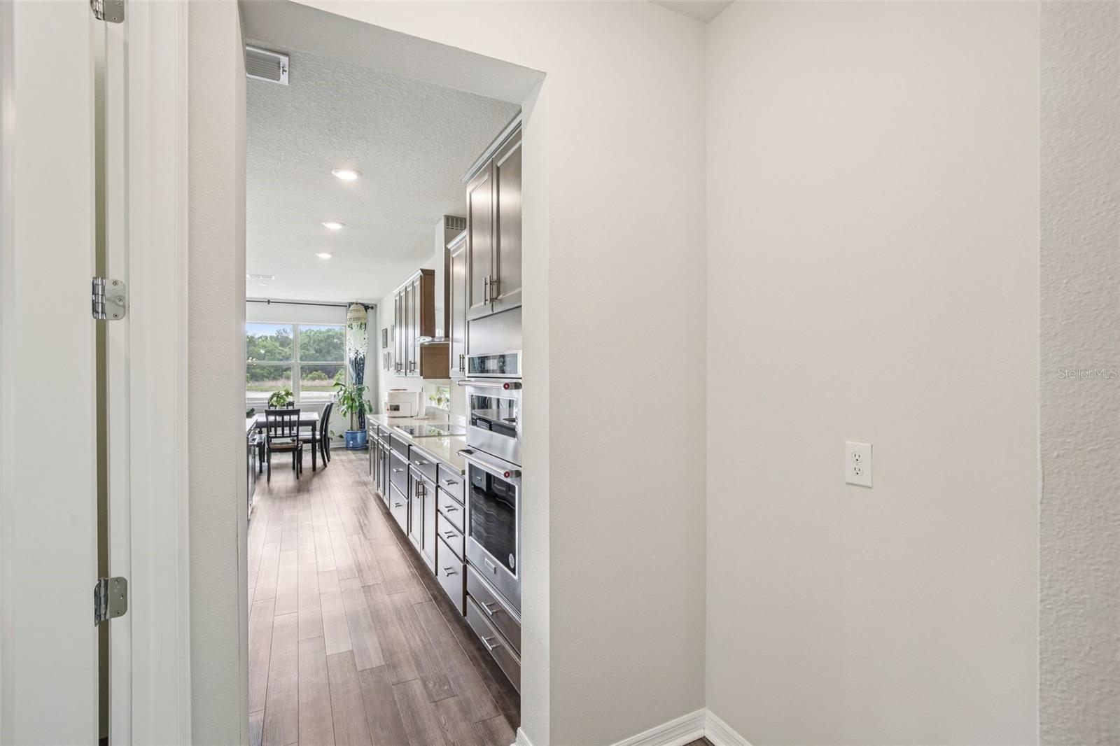 Image 54 of 89 For 11032 Sundrift Drive