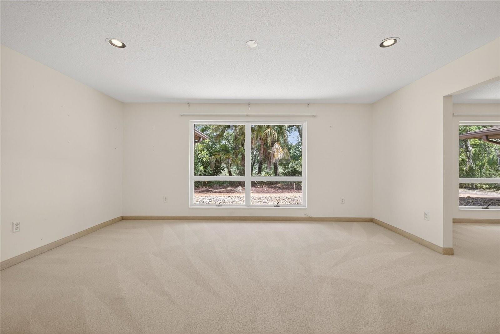 Image 13 of 94 For 7038 San Jose Loop