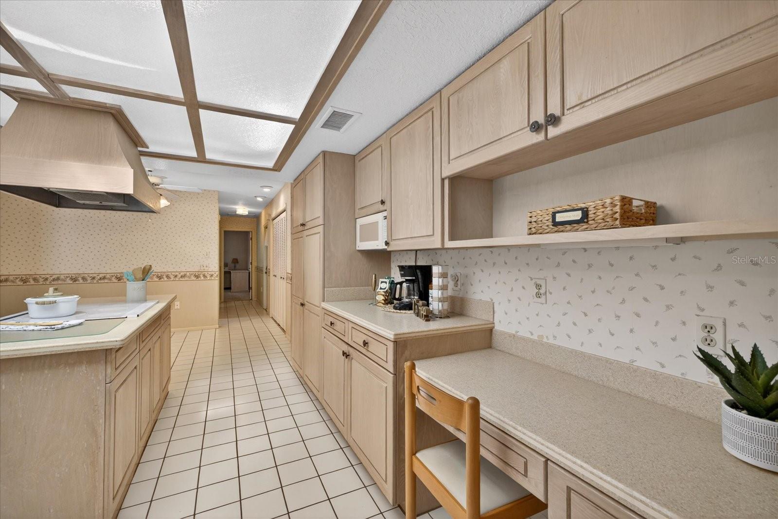 Image 26 of 94 For 7038 San Jose Loop