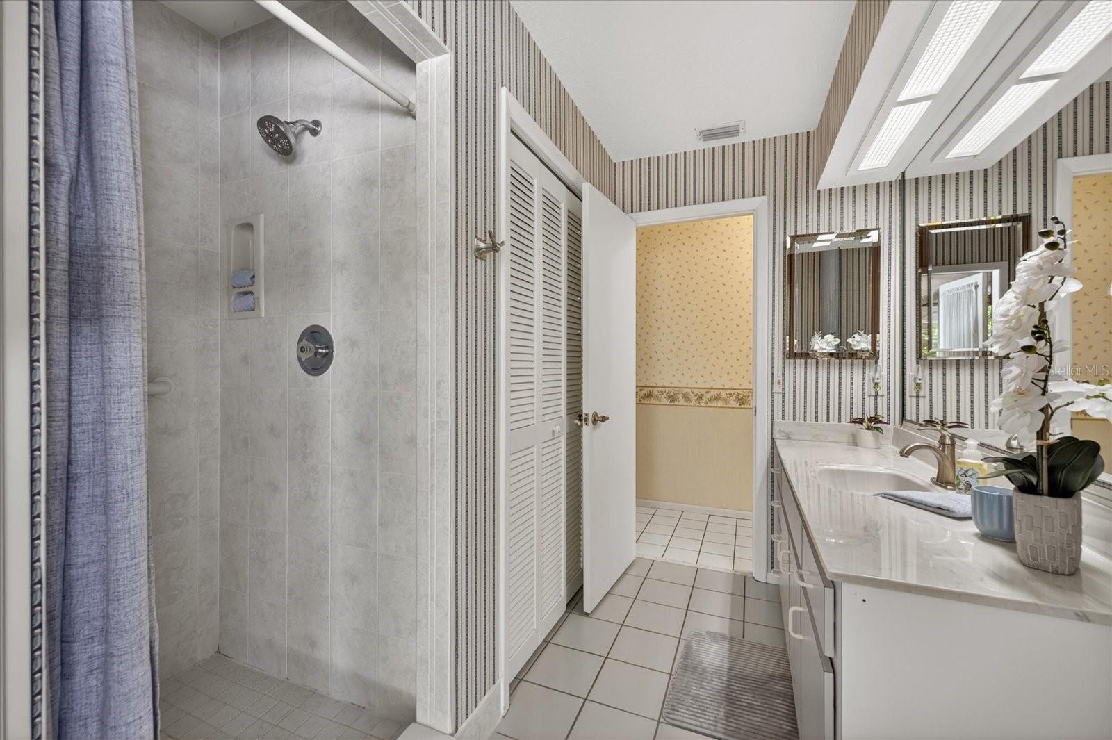 Image 45 of 94 For 7038 San Jose Loop