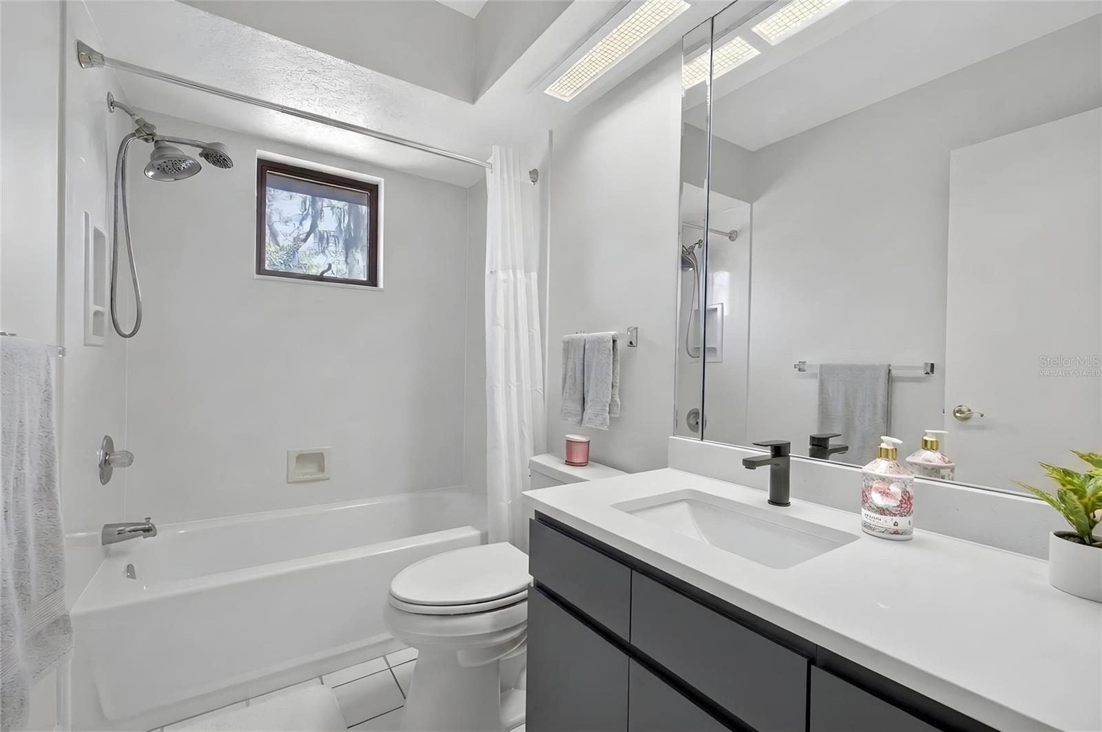 Image 50 of 94 For 7038 San Jose Loop