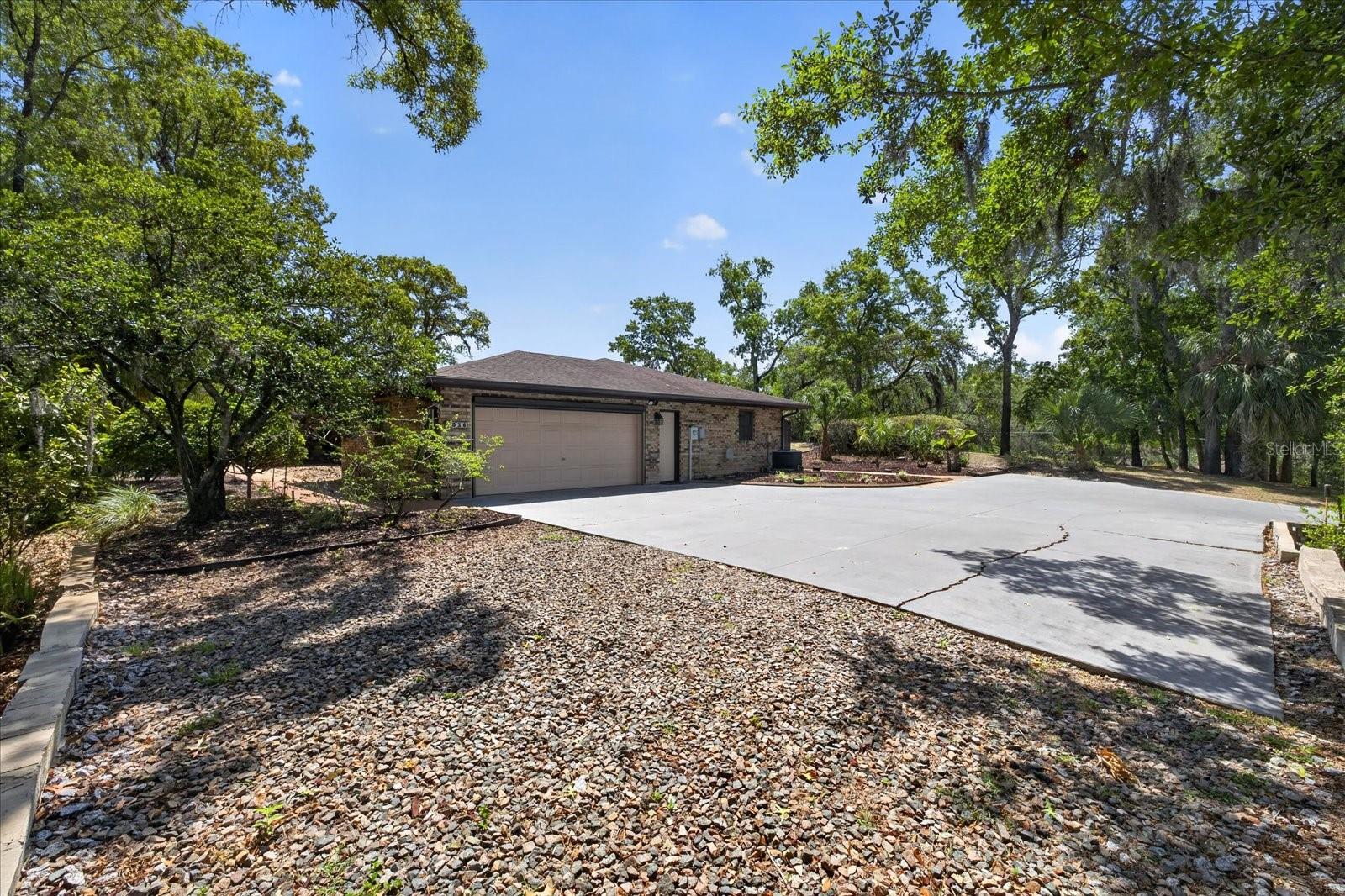 Image 76 of 94 For 7038 San Jose Loop