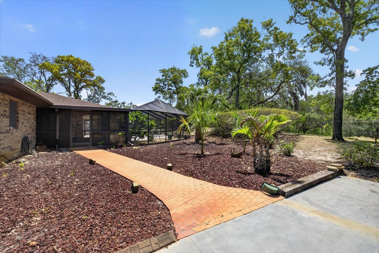 Image 80 of 94 For 7038 San Jose Loop