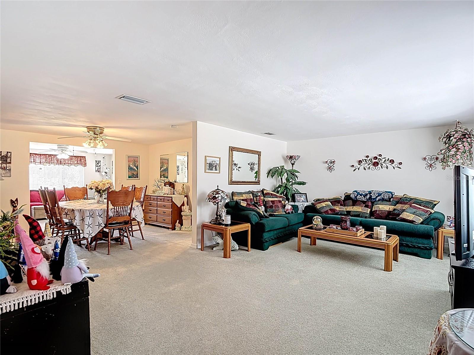 Image 12 of 61 For 11114 White Oak Lane