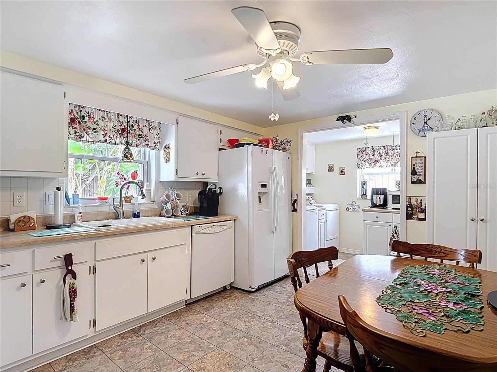 Image 26 of 61 For 11114 White Oak Lane