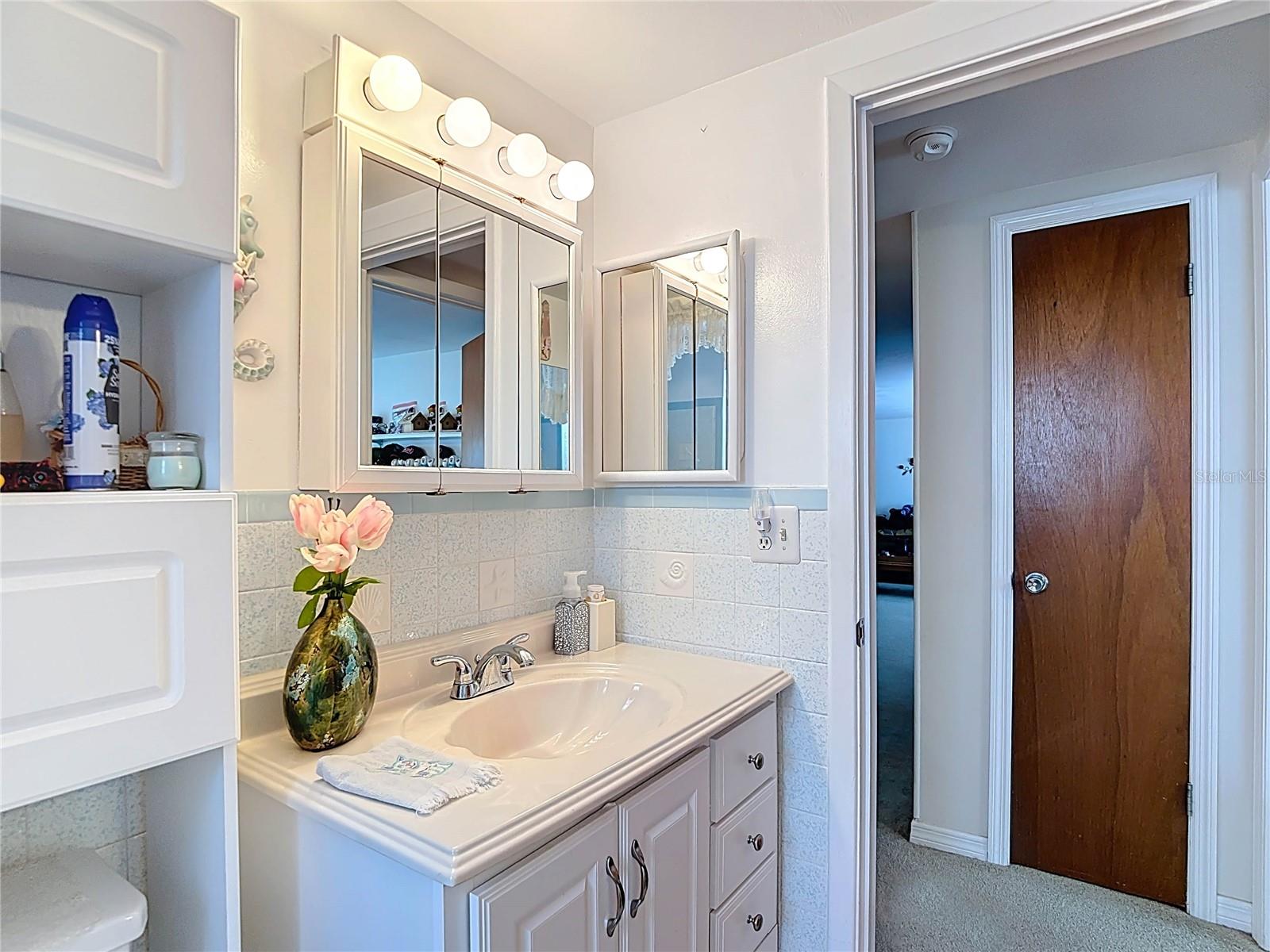 Image 38 of 61 For 11114 White Oak Lane