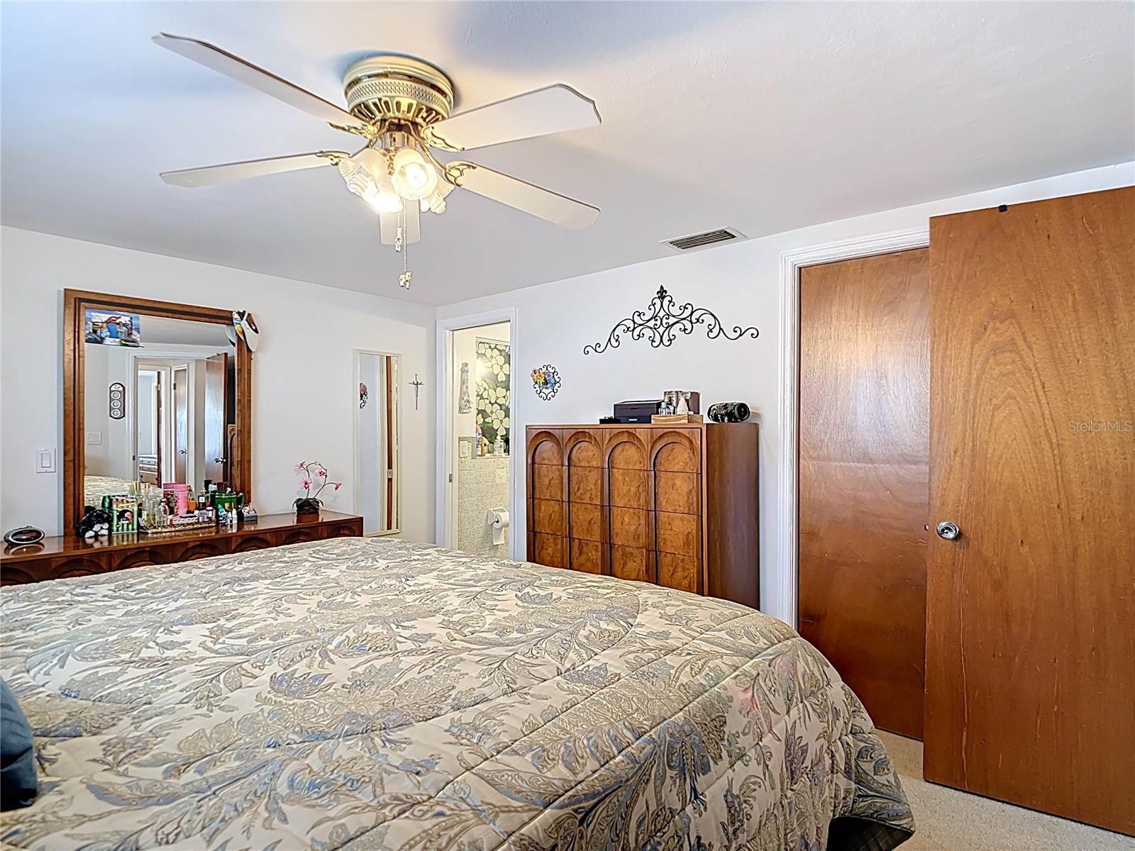 Image 40 of 61 For 11114 White Oak Lane