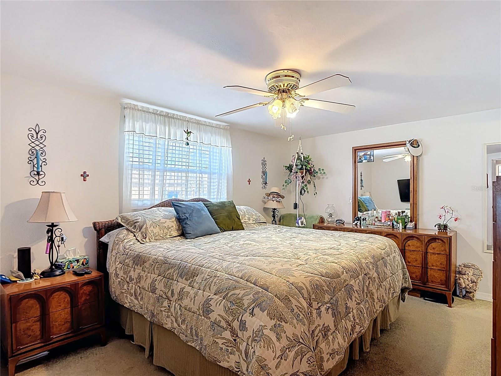 Image 41 of 61 For 11114 White Oak Lane