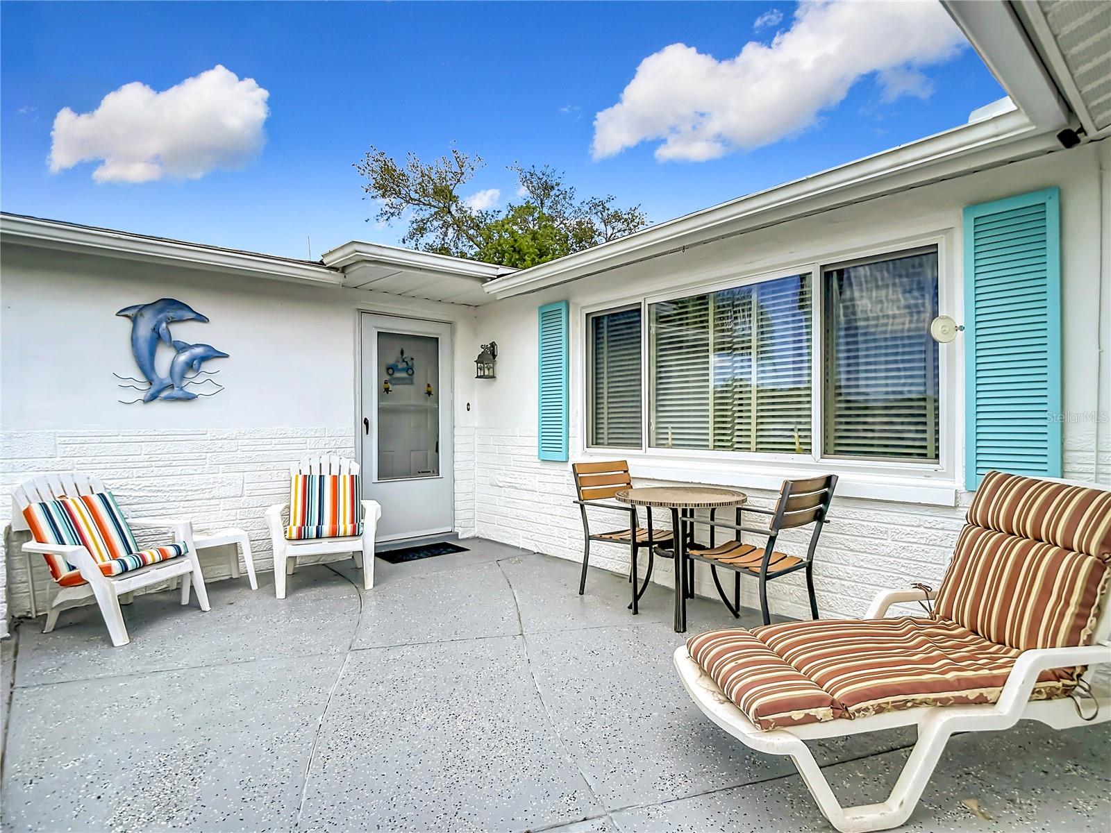 Image 8 of 61 For 11114 White Oak Lane