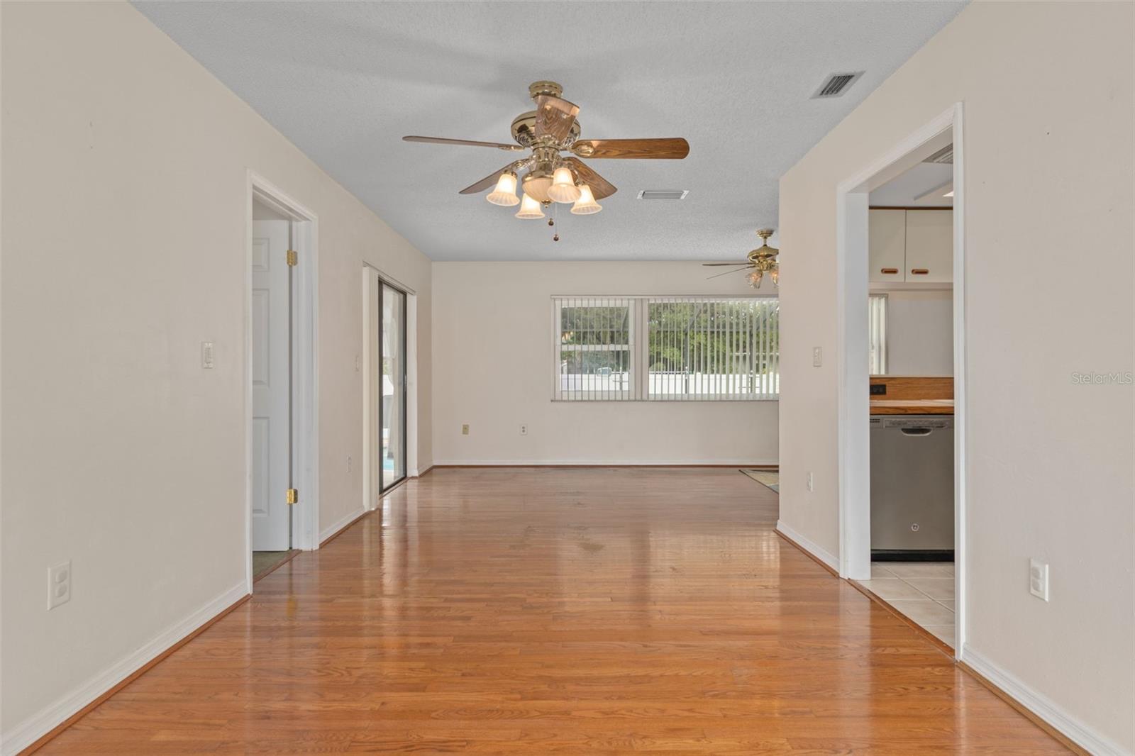 Image 12 of 48 For 3217 Abeline Road