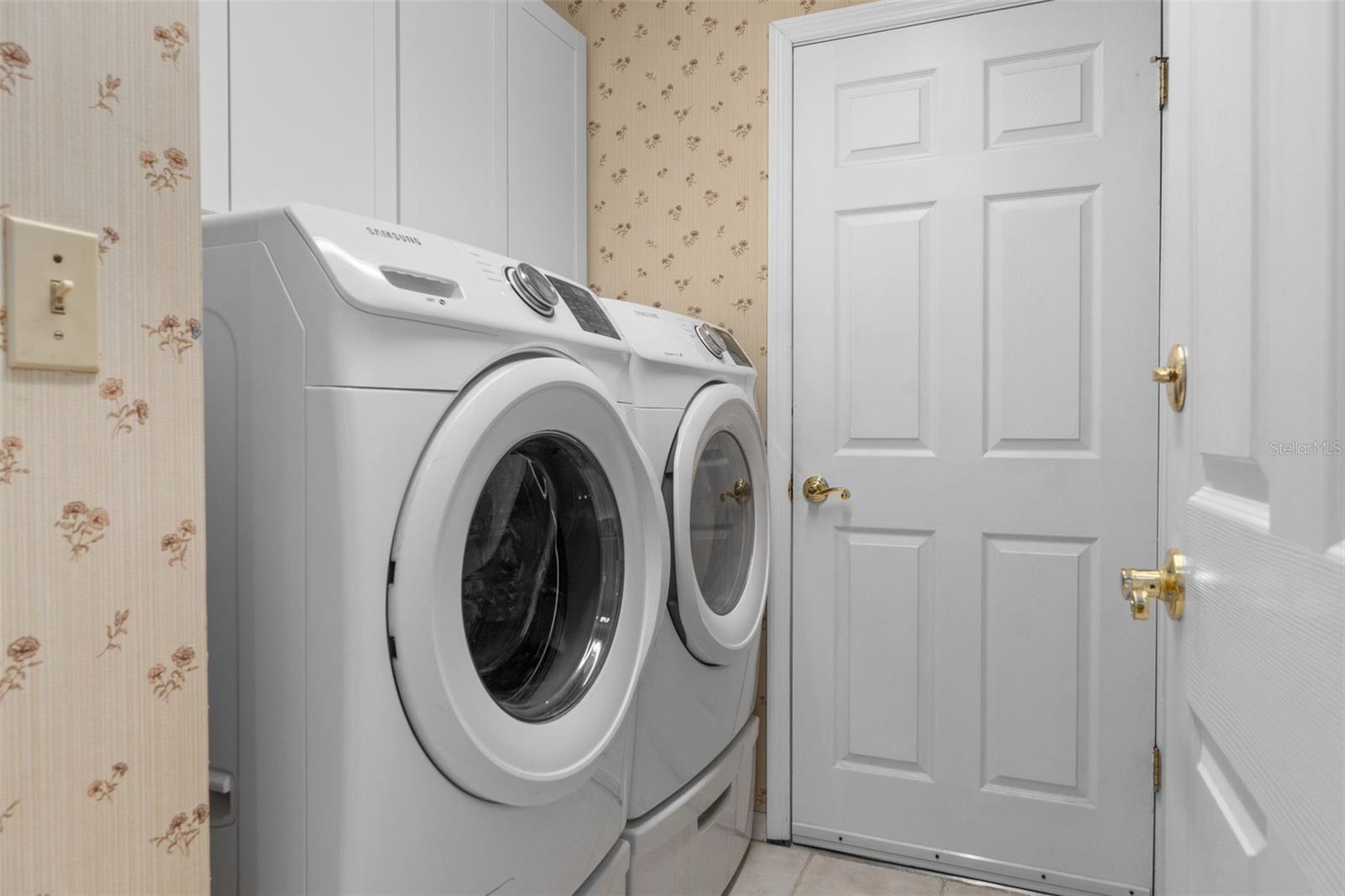 Image 32 of 48 For 3217 Abeline Road