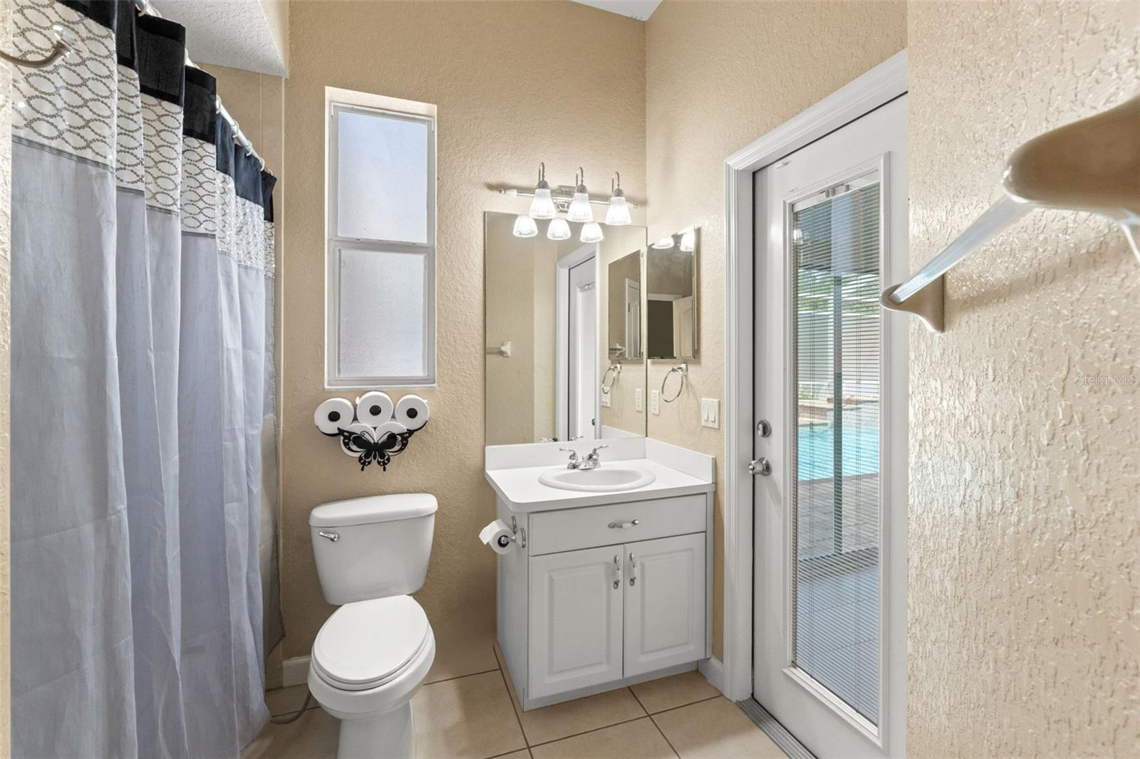 Image 22 of 40 For 8227 Galgano Lane