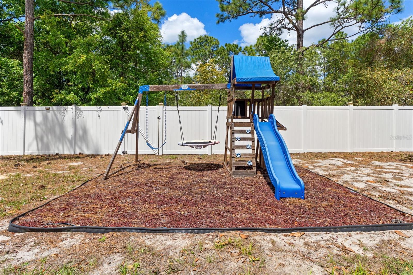 Image 32 of 40 For 8227 Galgano Lane