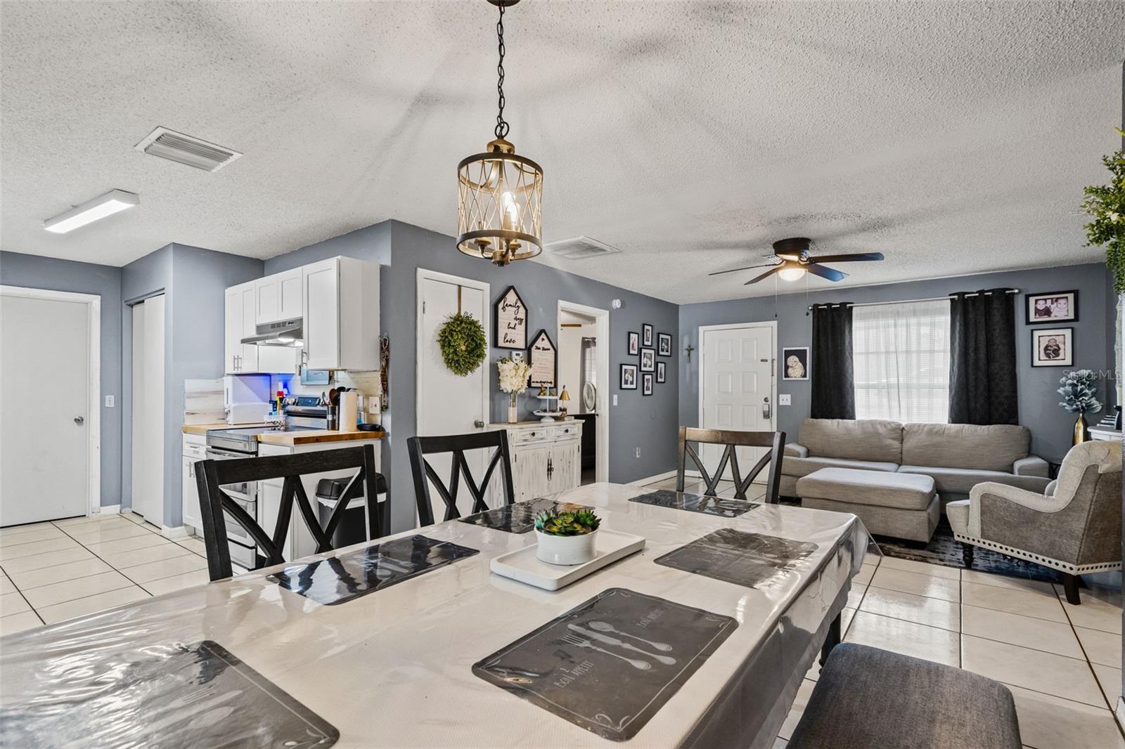 Image 13 of 28 For 12989 Linden Drive