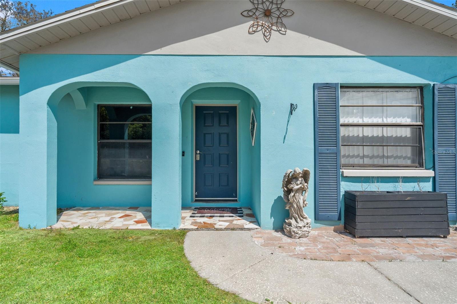 Image 2 of 28 For 12989 Linden Drive