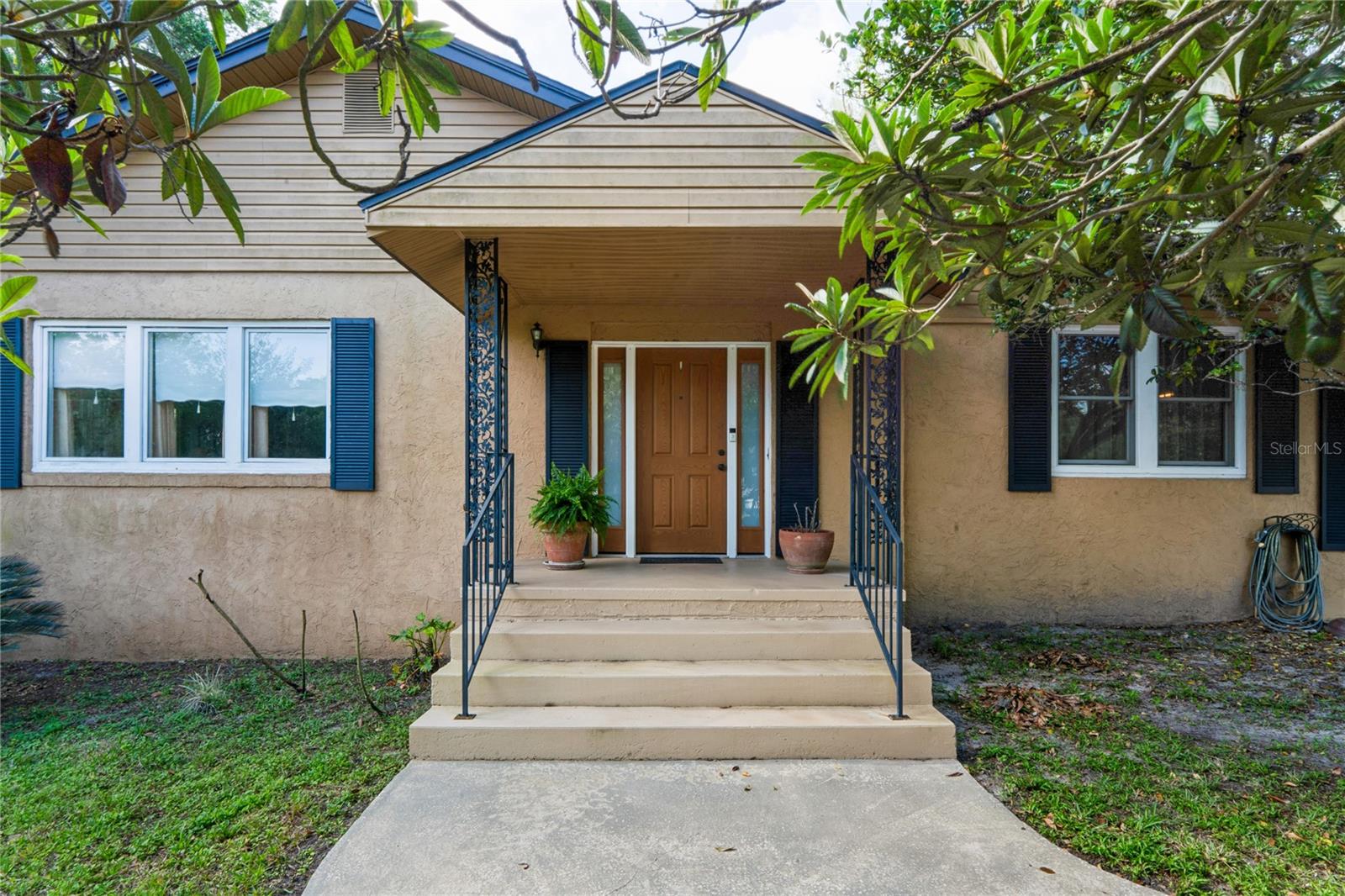 Image 2 of 63 For 39 Sunset Drive