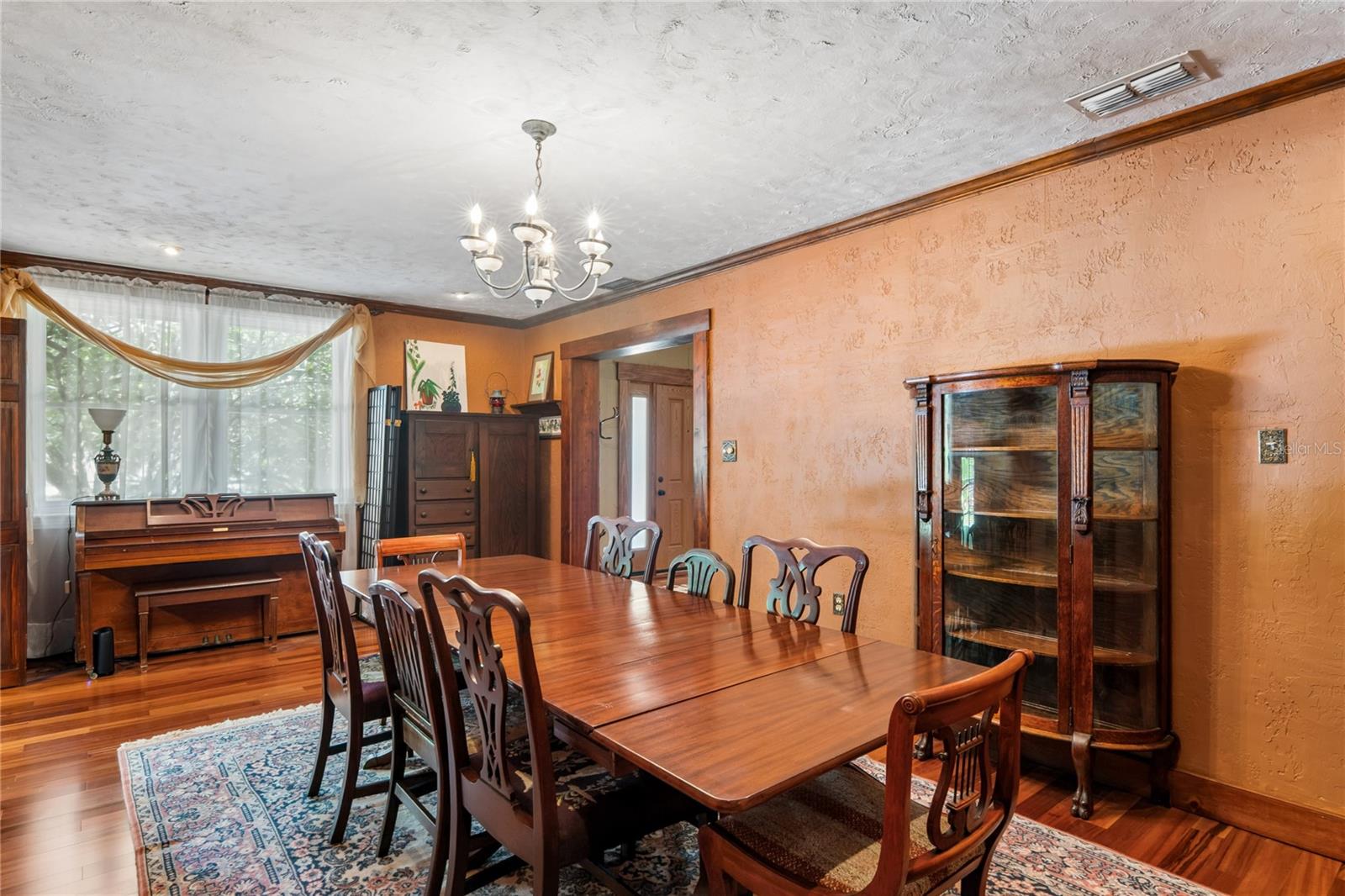 Image 20 of 63 For 39 Sunset Drive