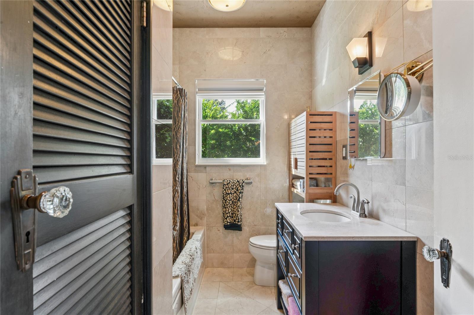 Image 30 of 63 For 39 Sunset Drive