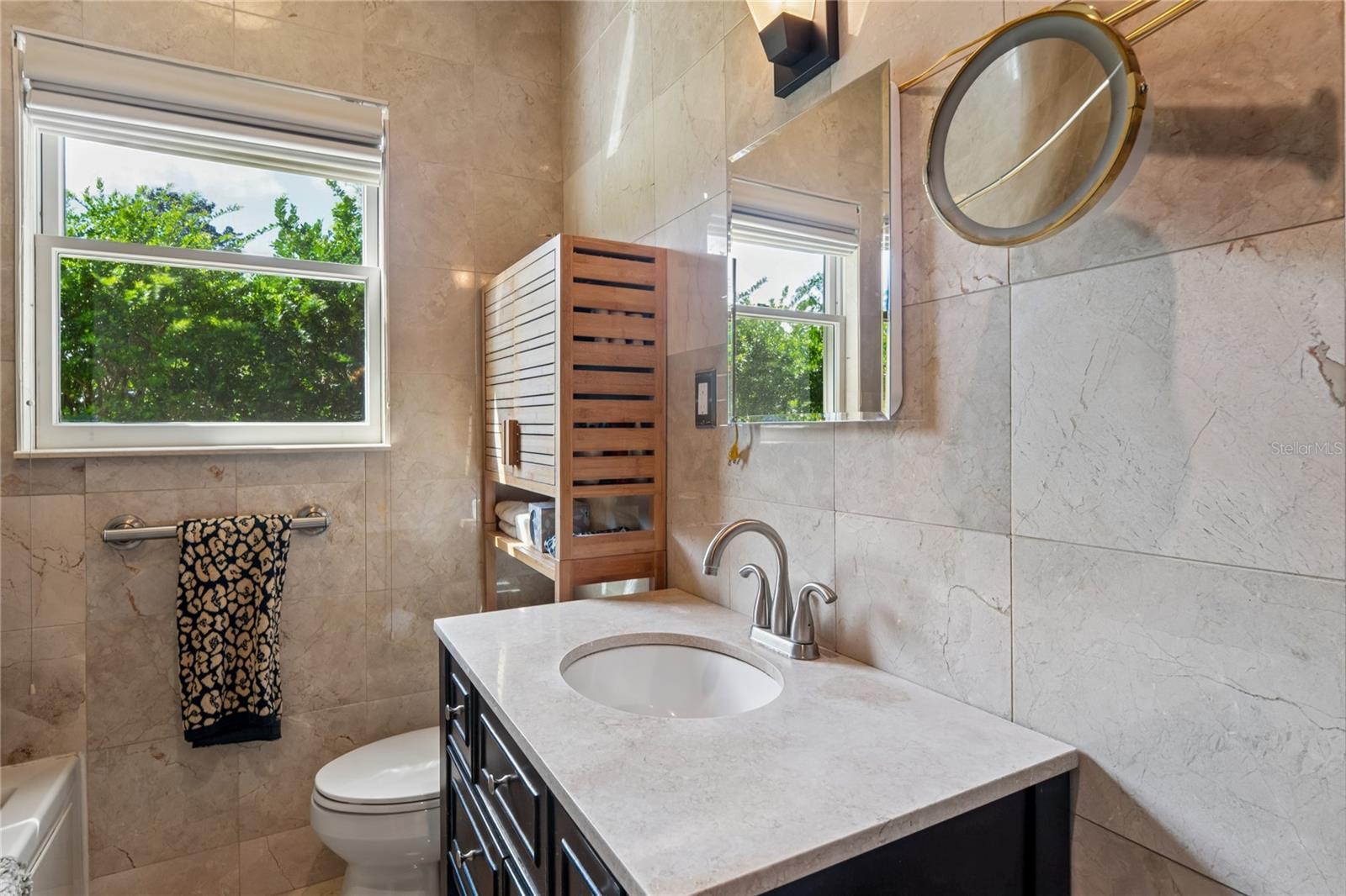 Image 31 of 63 For 39 Sunset Drive