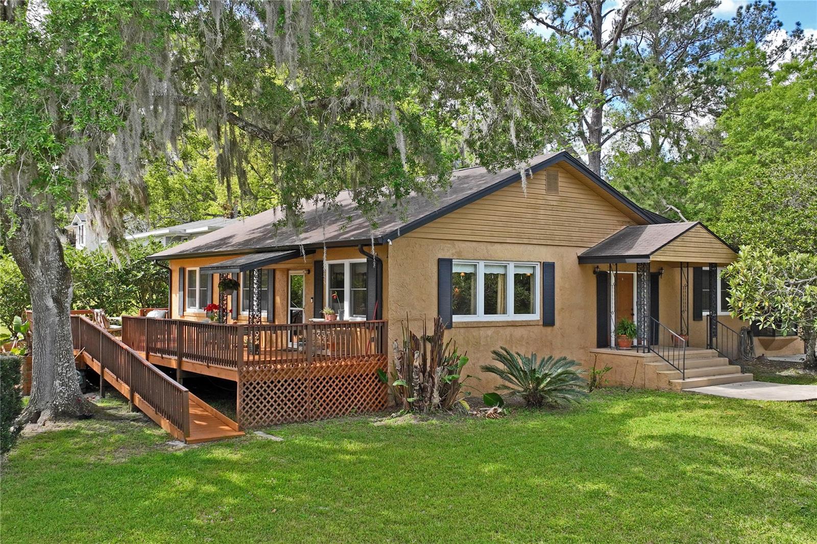 Image 40 of 63 For 39 Sunset Drive