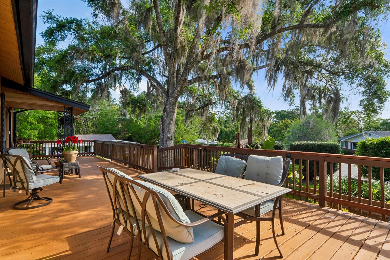 Image 42 of 63 For 39 Sunset Drive